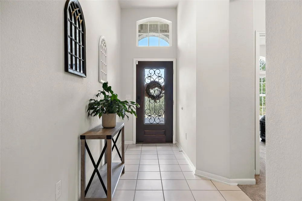 521 Hendelson Lane Hutto, TX 78634