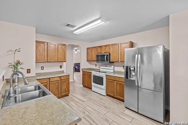 3526 Carruthers Oak San Antonio, TX 78261