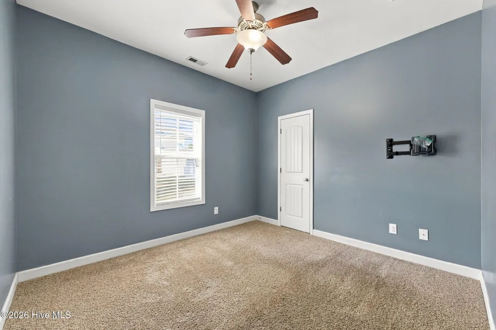 227 Queens Haven Road Hubert, NC 28539