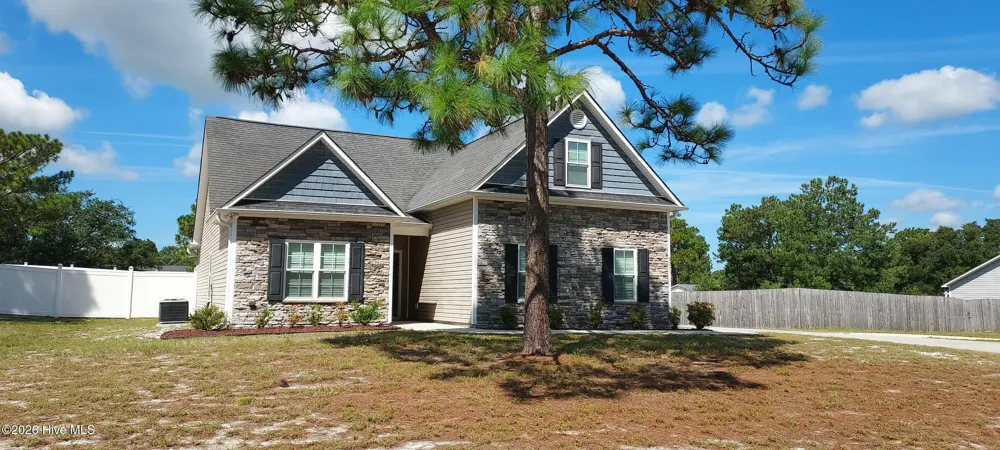 227 Queens Haven Road Hubert, NC 28539