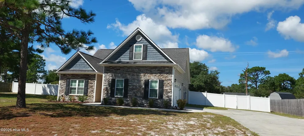 227 Queens Haven Road Hubert, NC 28539