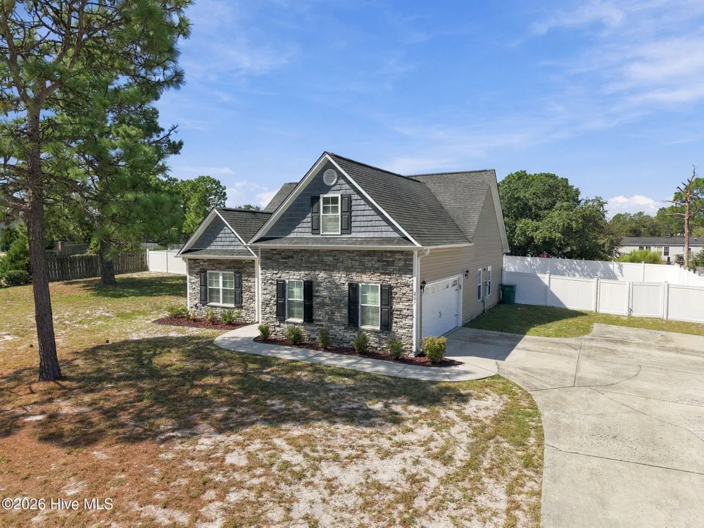 227 Queens Haven Road Hubert, NC 28539