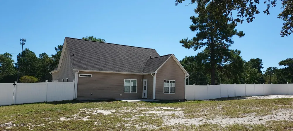 227 Queens Haven Road Hubert, NC 28539