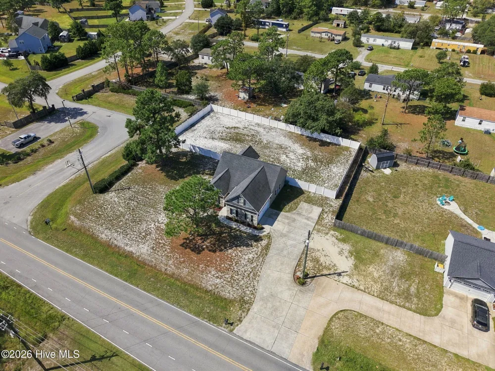 227 Queens Haven Road Hubert, NC 28539