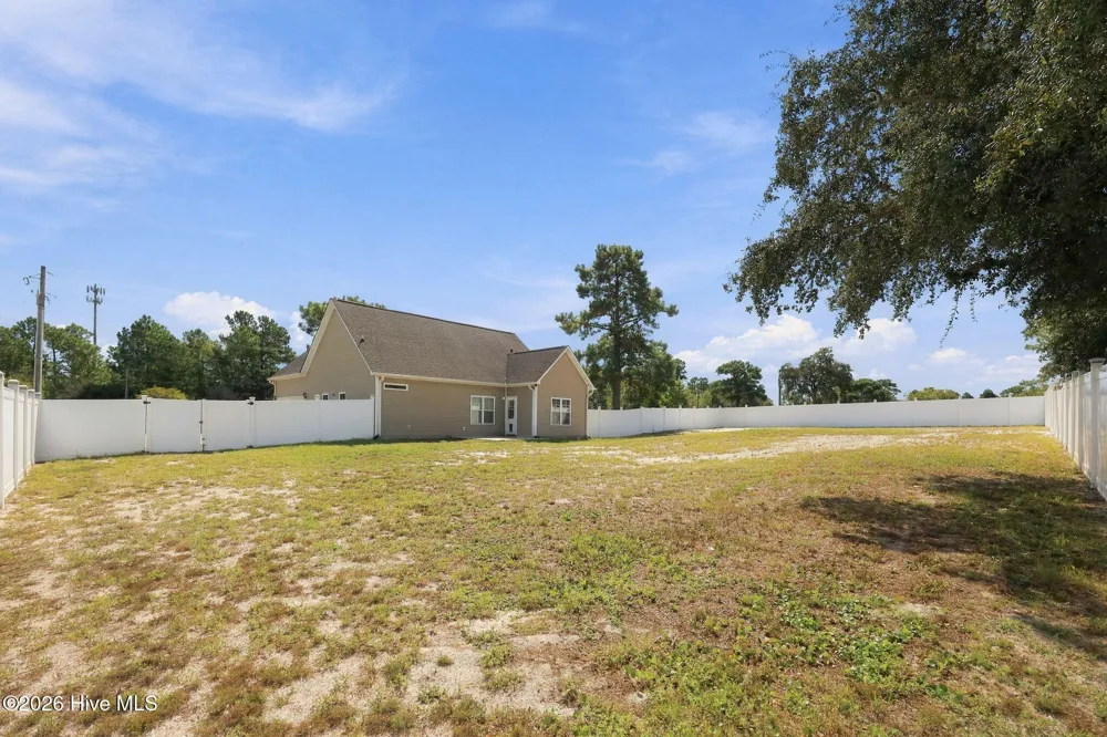 227 Queens Haven Road Hubert, NC 28539
