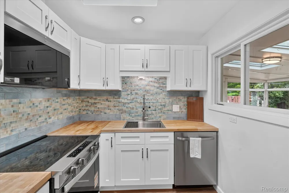 2525 Yost Boulevard Ann Arbor City, MI 48104