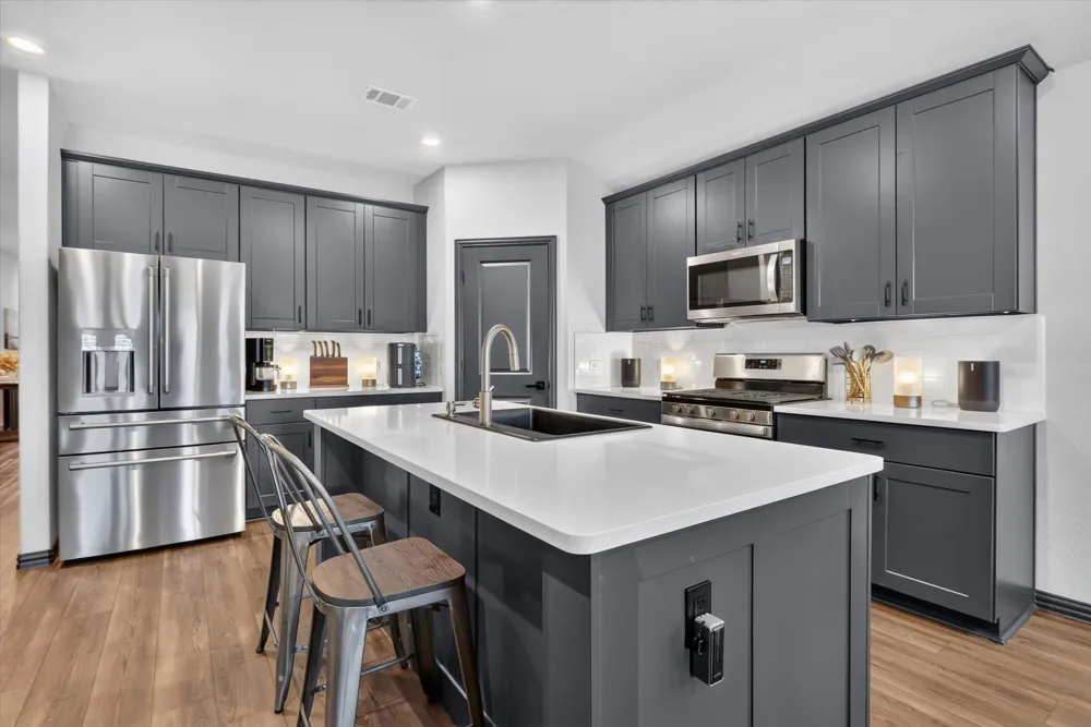 2128 Gill Star Drive Haslet, TX 76052