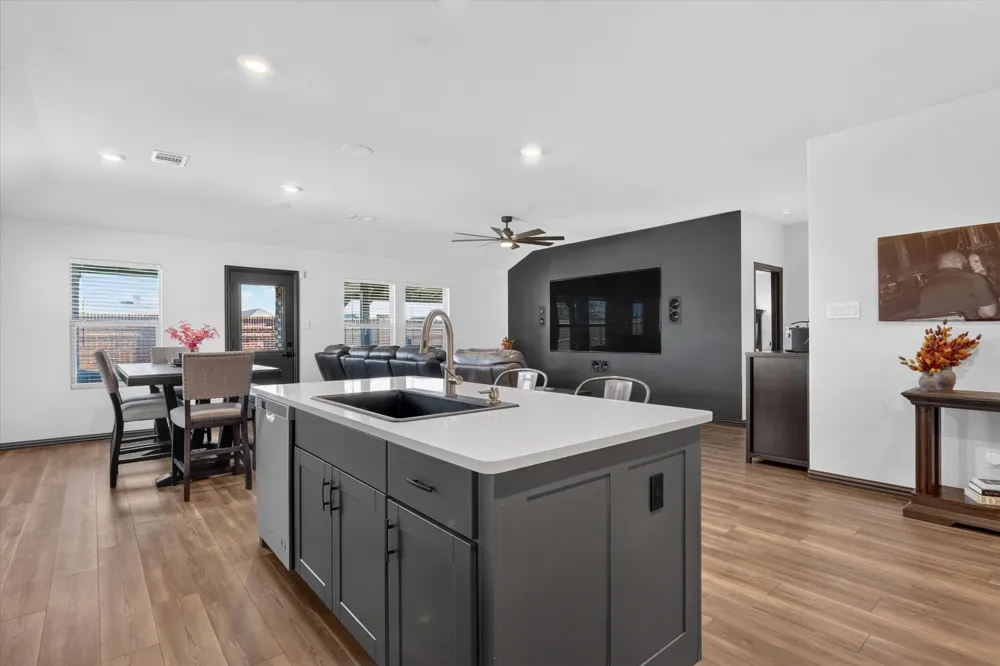 2128 Gill Star Drive Haslet, TX 76052