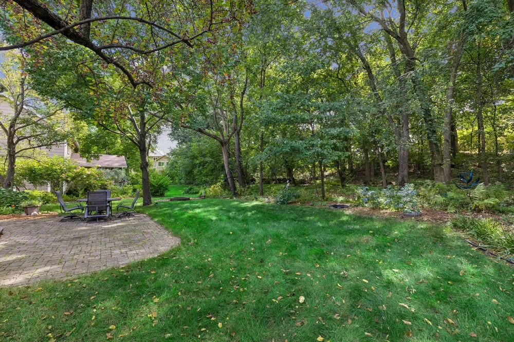 10460 170th Street W Lakeville, MN 55044