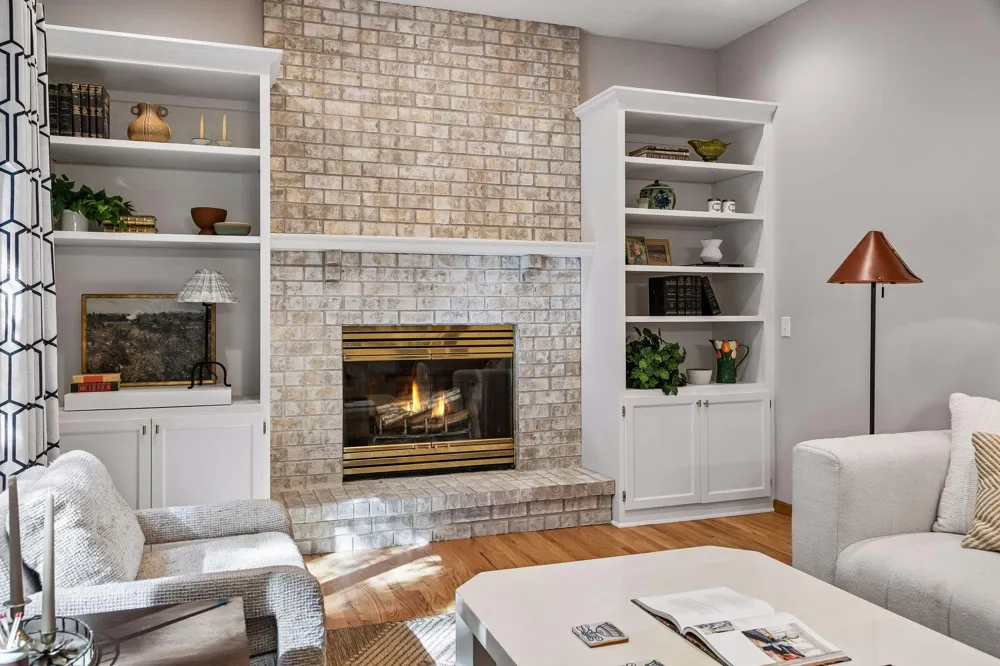 10460 170th Street W Lakeville, MN 55044