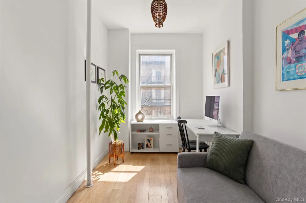 45-08 40th #C44 Sunnyside, NY 11104