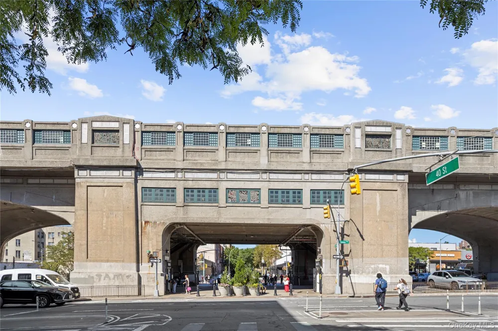 45-08 40th #C44 Sunnyside, NY 11104