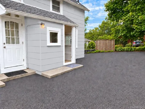 245 W. Glenville Road