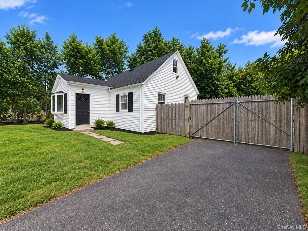 444 Avondale Drive Shirley, NY 11967