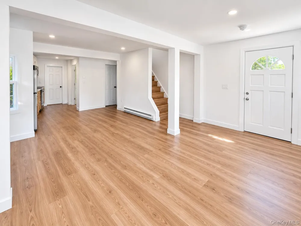 444 Avondale Drive Shirley, NY 11967