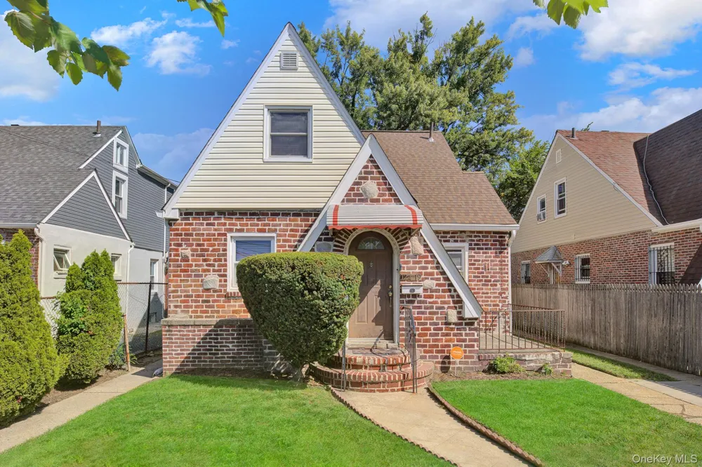 124-19 193rd Street Springfield Gardens, NY 11413