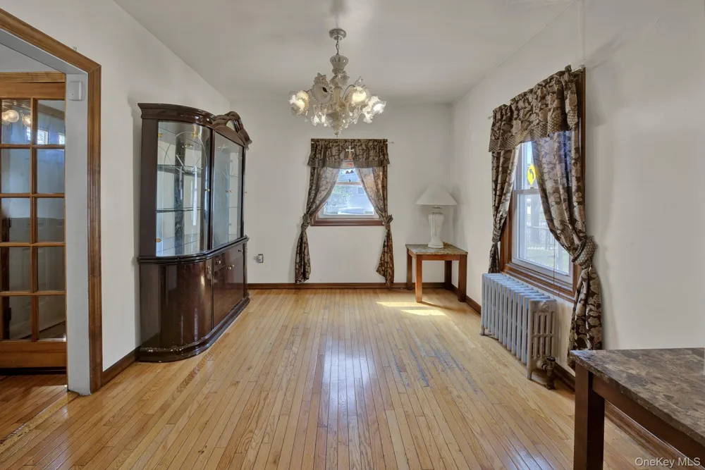 124-19 193rd Street Springfield Gardens, NY 11413