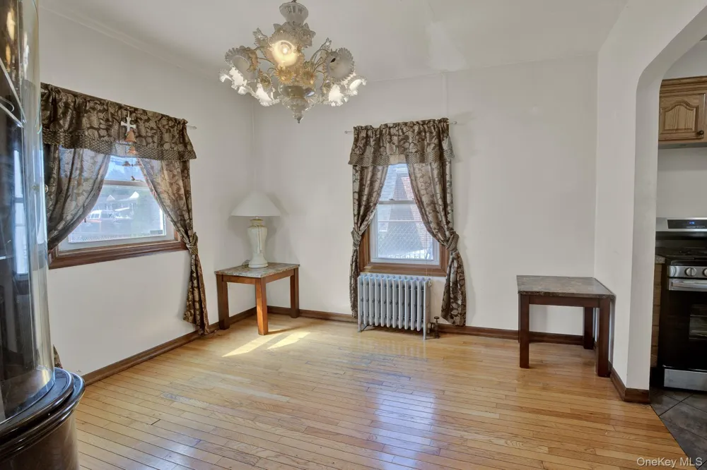 124-19 193rd Street Springfield Gardens, NY 11413