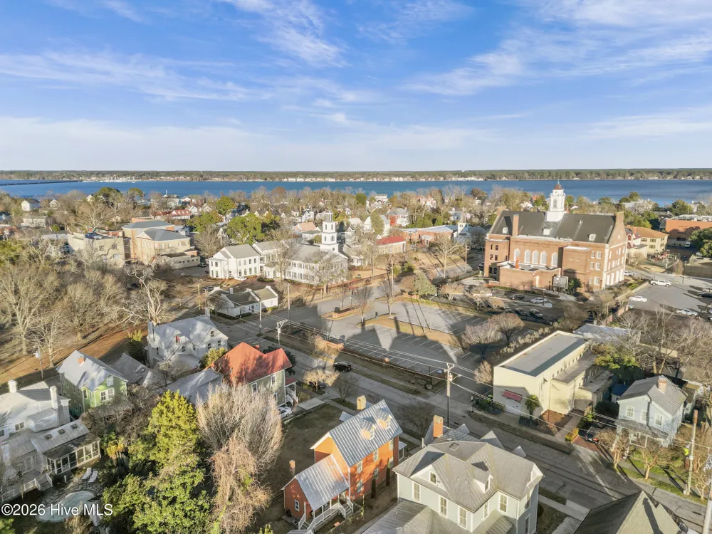 409 Hancock Street New Bern, NC 28560