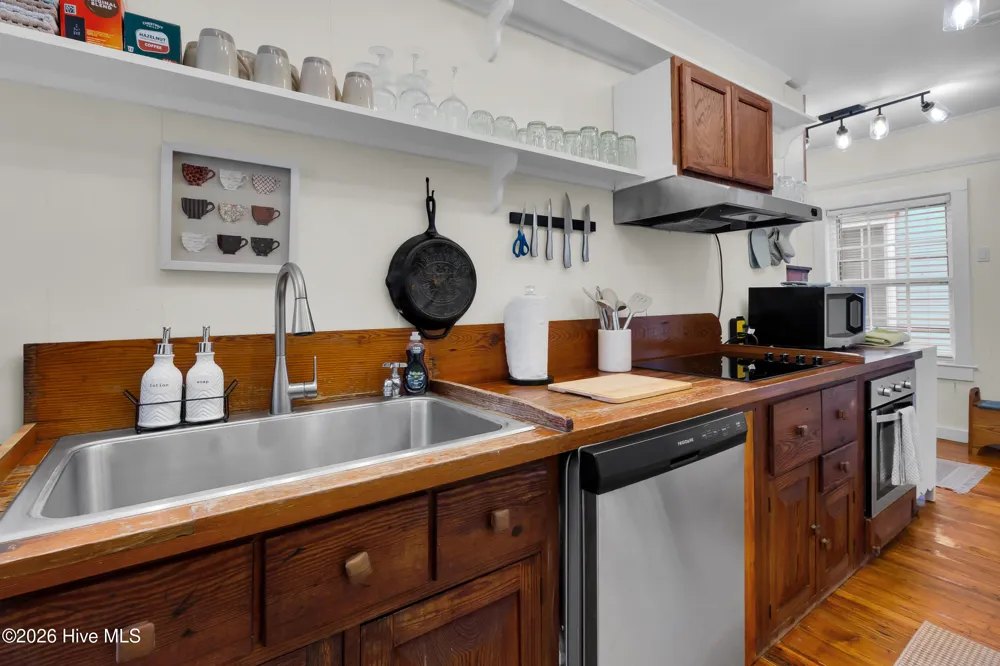 409 Hancock Street New Bern, NC 28560