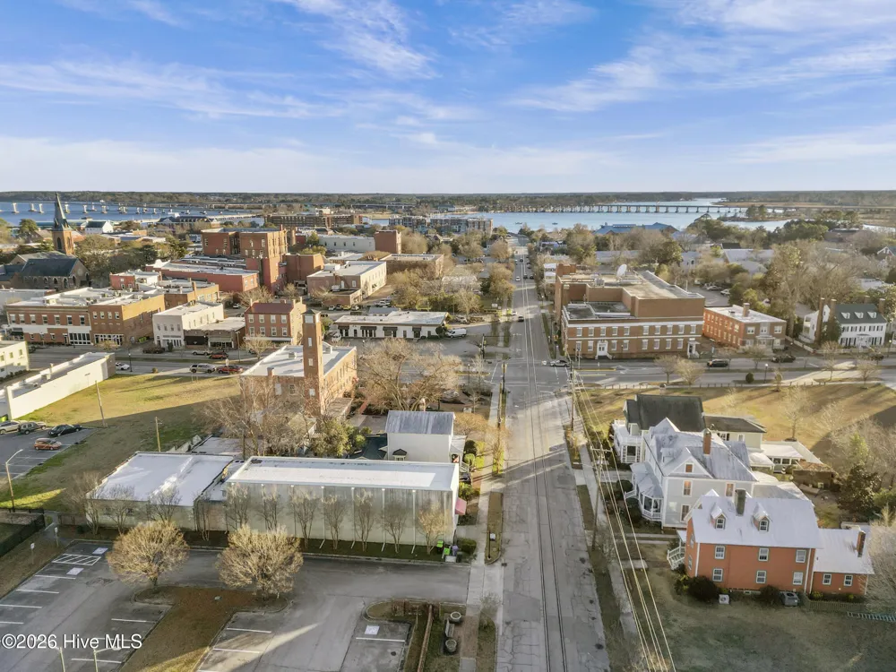 409 Hancock Street New Bern, NC 28560