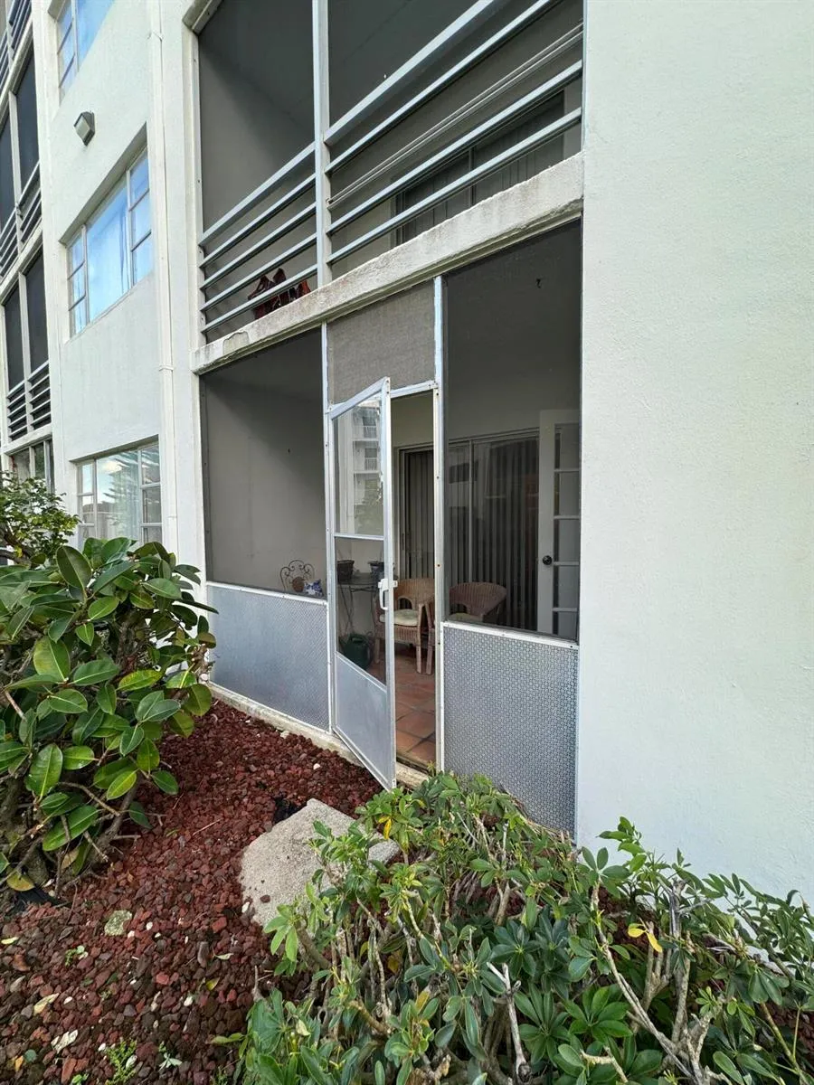 4500 FLAGLER DRIVE #D2 West Palm Beach, FL 33407