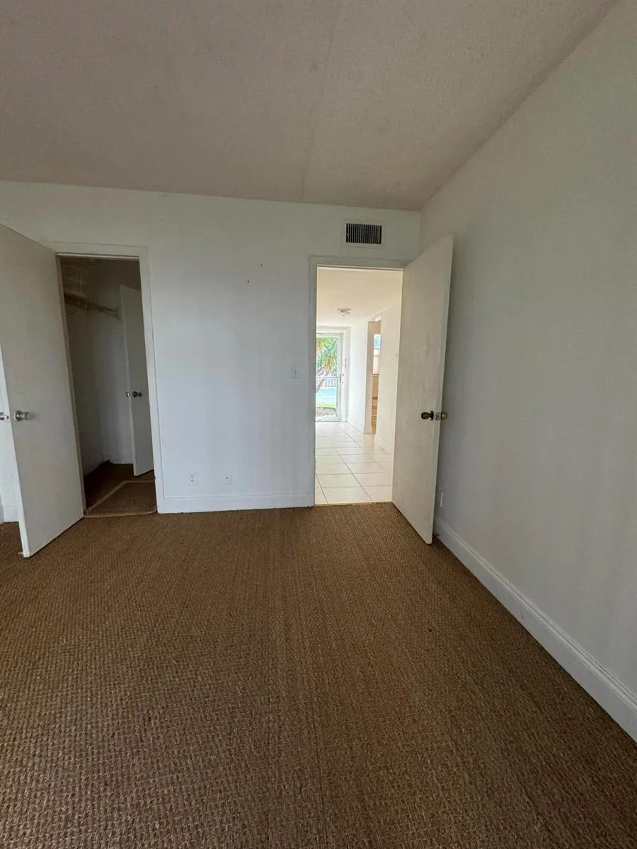 4500 FLAGLER DRIVE #D2 West Palm Beach, FL 33407