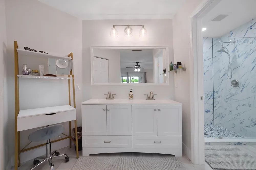 129 Stillwater Circle Jupiter, FL 33458