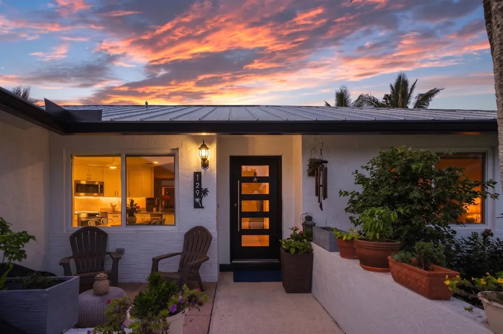 129 Stillwater Circle Jupiter, FL 33458