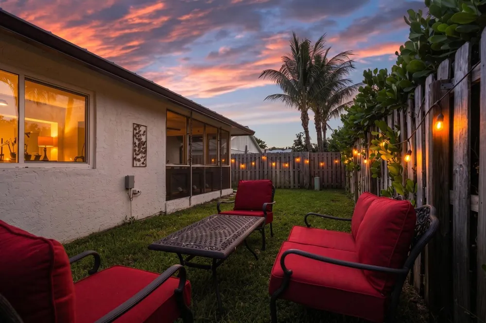 129 Stillwater Circle Jupiter, FL 33458