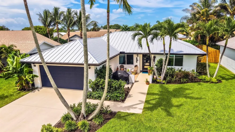 129 Stillwater Circle Jupiter, FL 33458