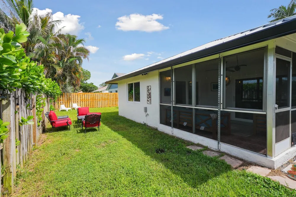 129 Stillwater Circle Jupiter, FL 33458