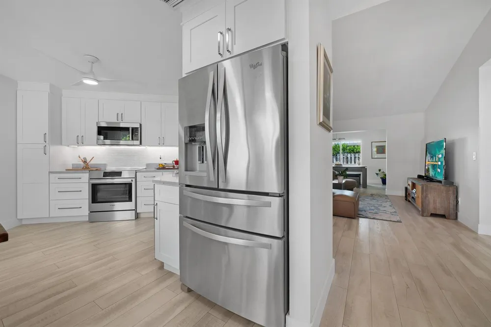 129 Stillwater Circle Jupiter, FL 33458