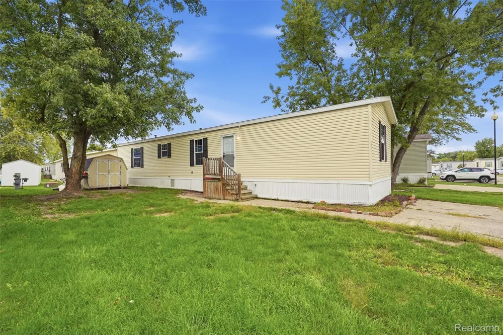 29691 Carousel Street Novi City, MI 48377