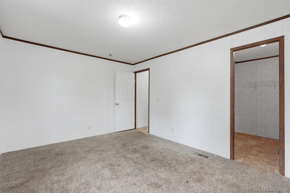 29691 Carousel Street Novi City, MI 48377