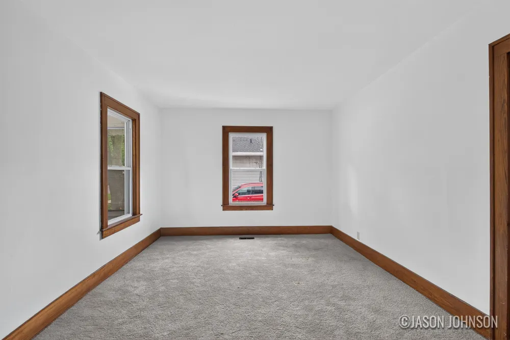 307 Ridgewood Street SE Kentwood City, MI 49548