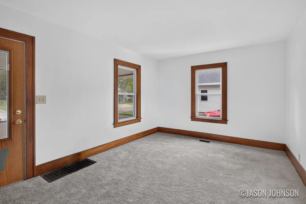 307 Ridgewood Street SE Kentwood City, MI 49548
