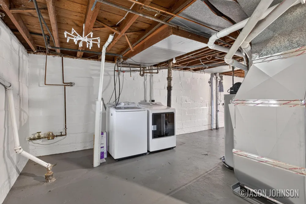 307 Ridgewood Street SE Kentwood City, MI 49548