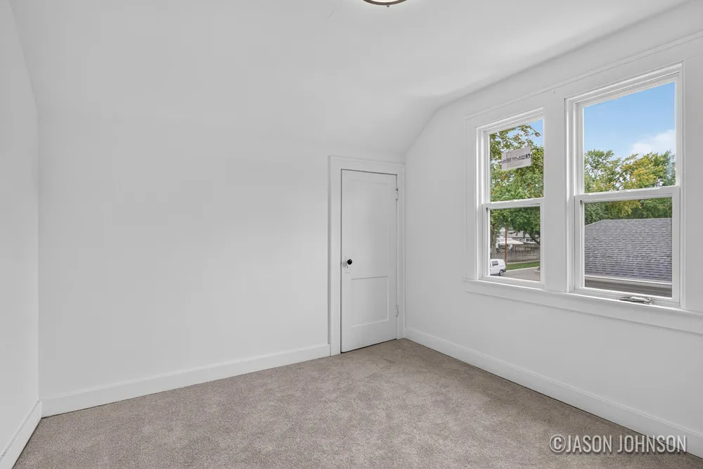 307 Ridgewood Street SE Kentwood City, MI 49548