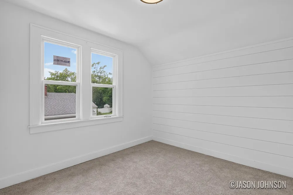 307 Ridgewood Street SE Kentwood City, MI 49548