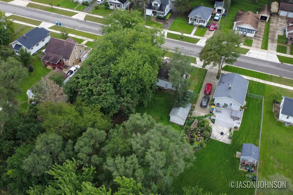 307 Ridgewood Street SE Kentwood City, MI 49548