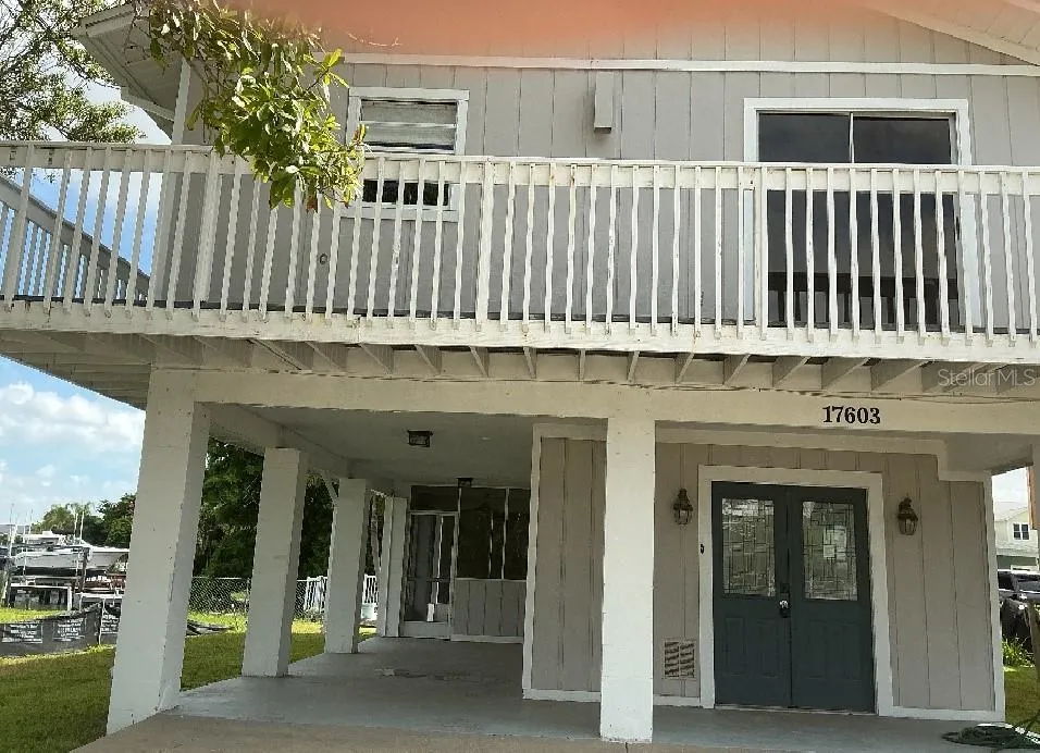 17603 1ST STREET E St Petersburg, FL 33708