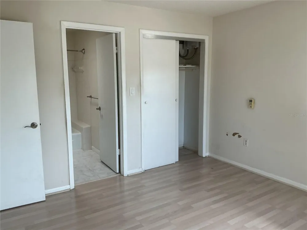 17603 1ST STREET E St Petersburg, FL 33708