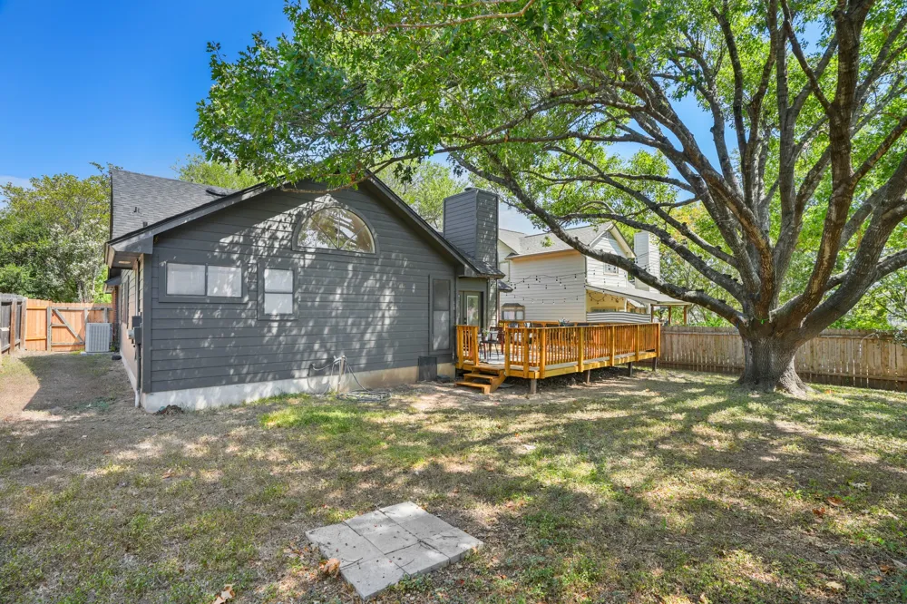 2107 Warfield Way Austin, TX 78728