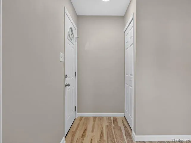 8564 Windsor Court Superior Charter Township, MI 48198