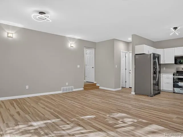 8564 Windsor Court Superior Charter Township, MI 48198