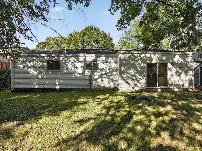 8564 Windsor Court Superior Charter Township, MI 48198