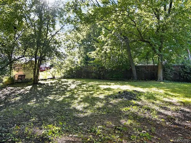 8564 Windsor Court Superior Charter Township, MI 48198