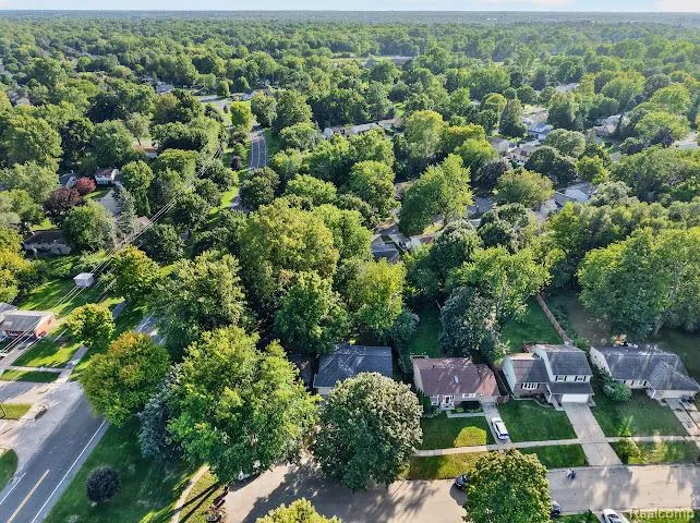 8564 Windsor Court Superior Charter Township, MI 48198