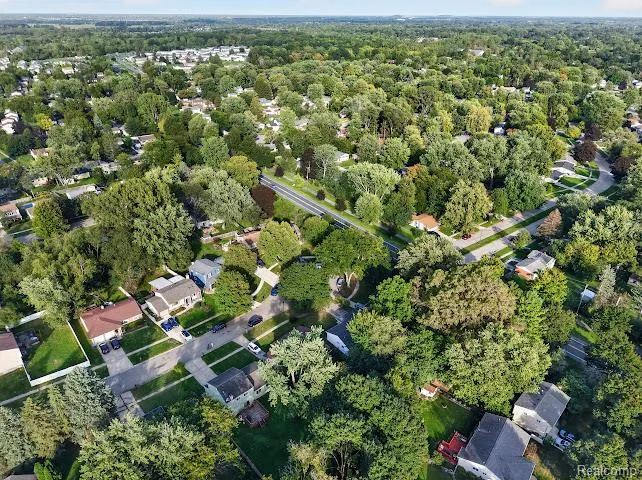 8564 Windsor Court Superior Charter Township, MI 48198